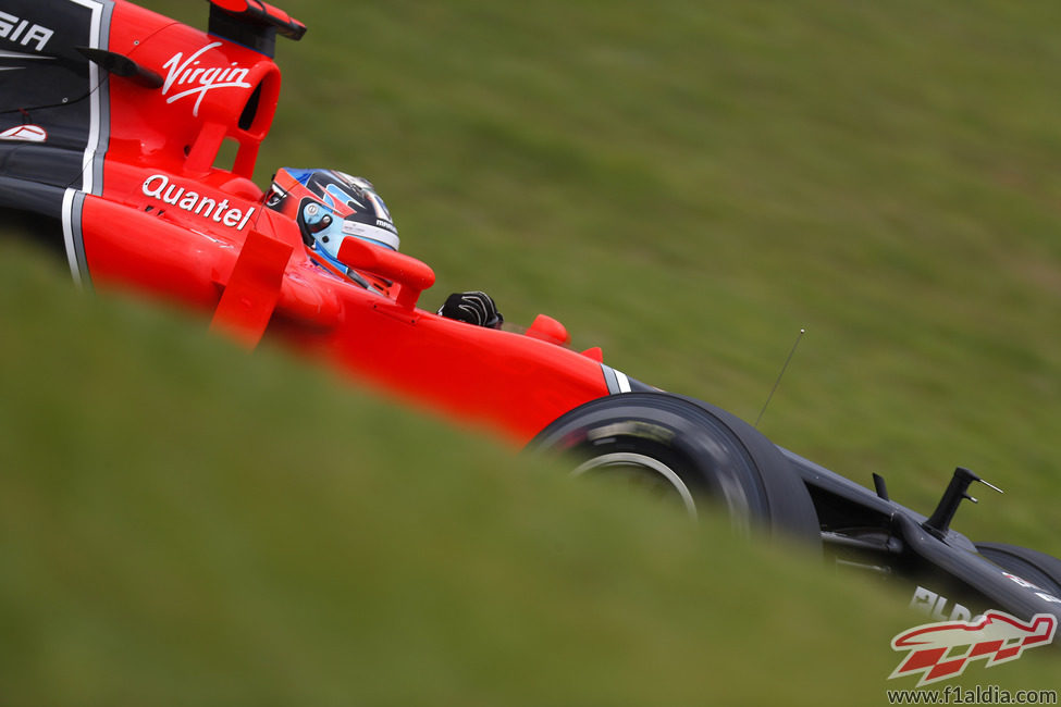 Timo Glock intenta mejorar sus tiempos en Brasil