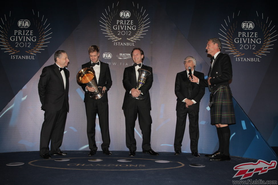 Todt, Vettel, Horner, Ecclestone y Coulthard en la Gala 2012 de la FIA