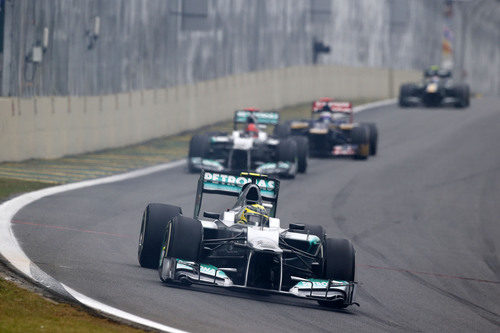 Nico Rosberg perdió ritmo en Interlagos y terminó 15º