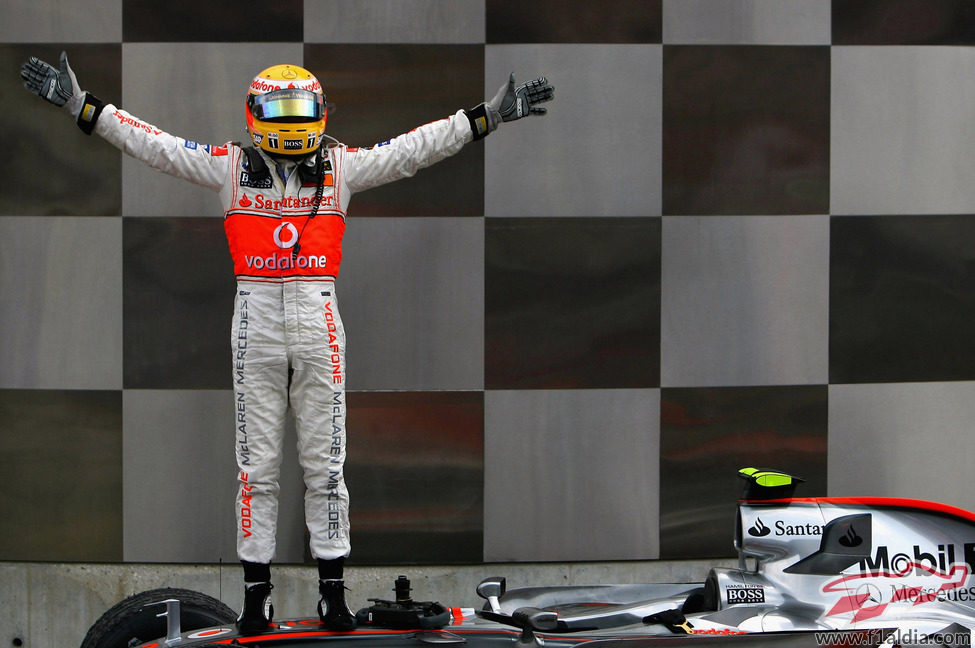 Dos triunfos consecutivos de Lewis Hamilton