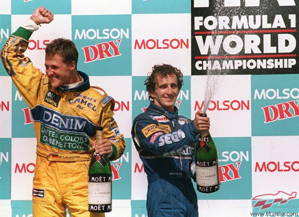 Michael Schumacher y Alain Prost en el podio