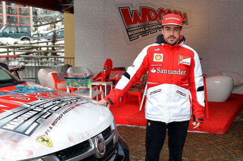 Fernando Alonso posa en Madonna di Campiglio