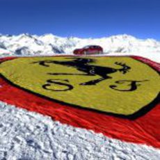 Bandera de Ferrari en Madonna di Campiglio