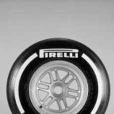 Pirelli medio para 2013