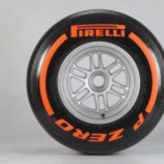 Pirelli duro para 2013