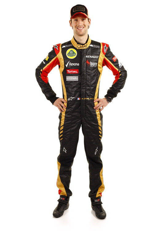 Romain Grosjean con el mono de Lotus para 2013