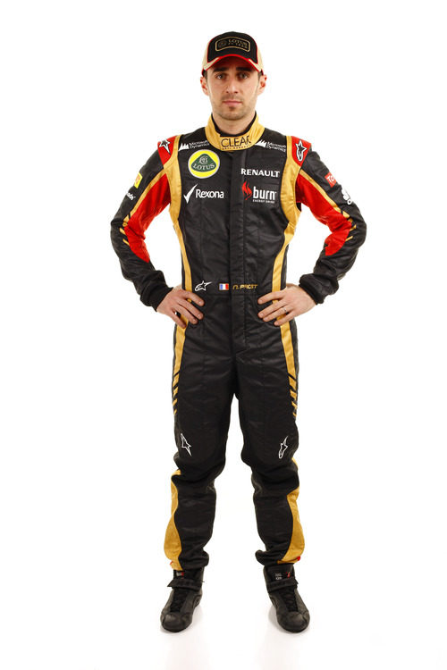 Nicolas Prost posa con los colores del equipo Lotus para 2013