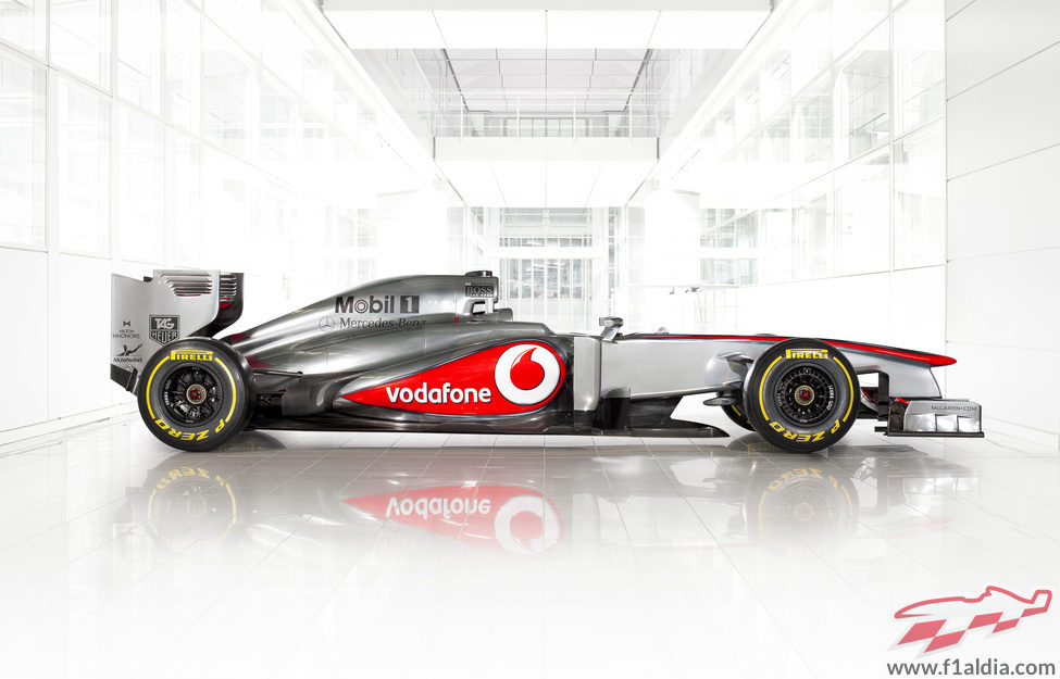 El McLaren MP4-28 en vista lateral