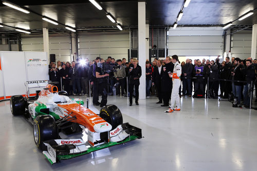 Force India VJM06, presentado públicamente en Silverstone