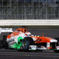 El Force India VJM06 ya rueda sobre el asfalto de Silverstone