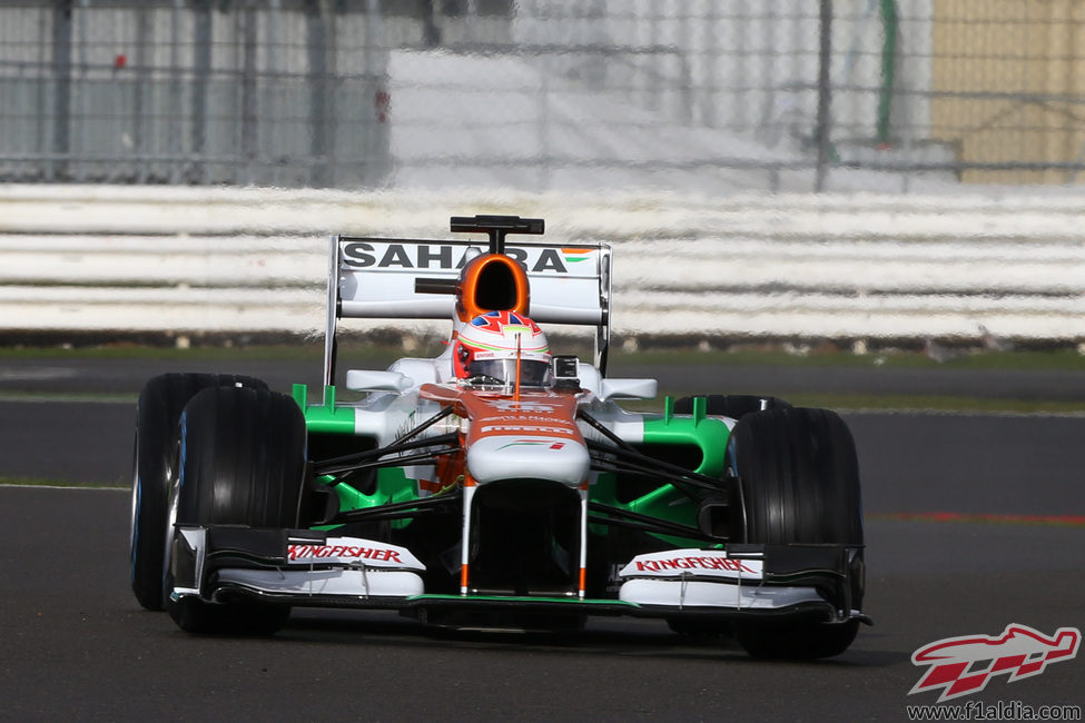 Paul di Resta estrenó el Force India VJM06 en Silverstone