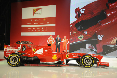 Alonso, Domenicali, Massa y el nuevo Ferrari F138