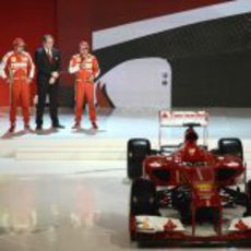Massa toma la palabra junto a Domenicali, Alonso y el F138