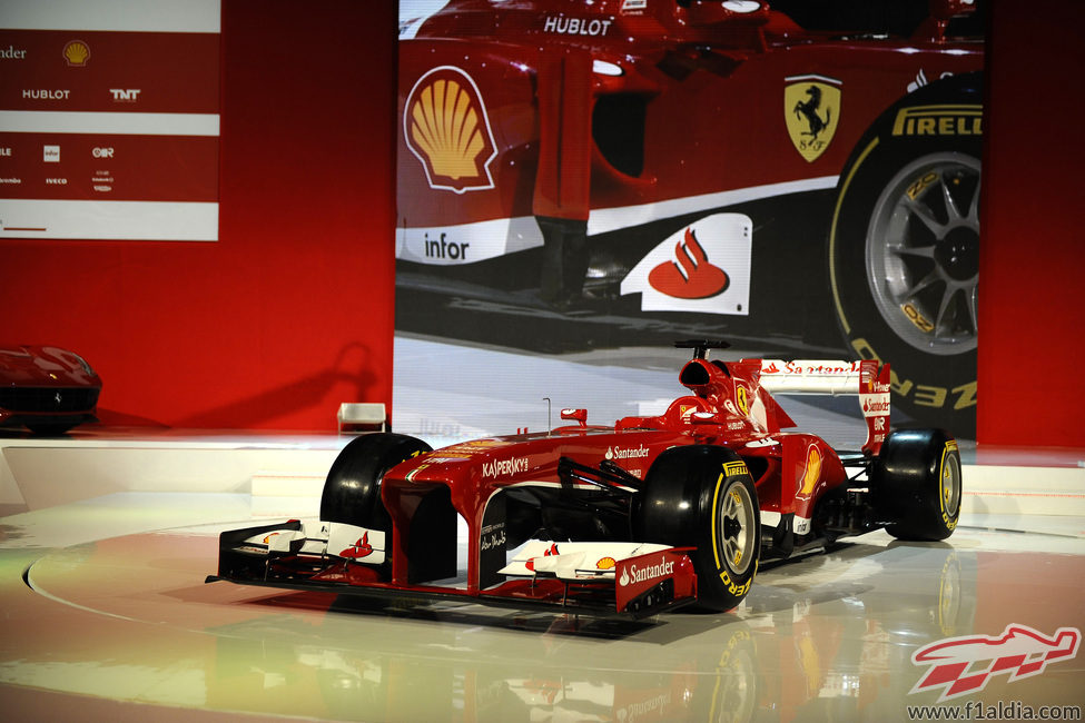 Así es el nuevo monoplaza de Ferrari para 2013, el F138