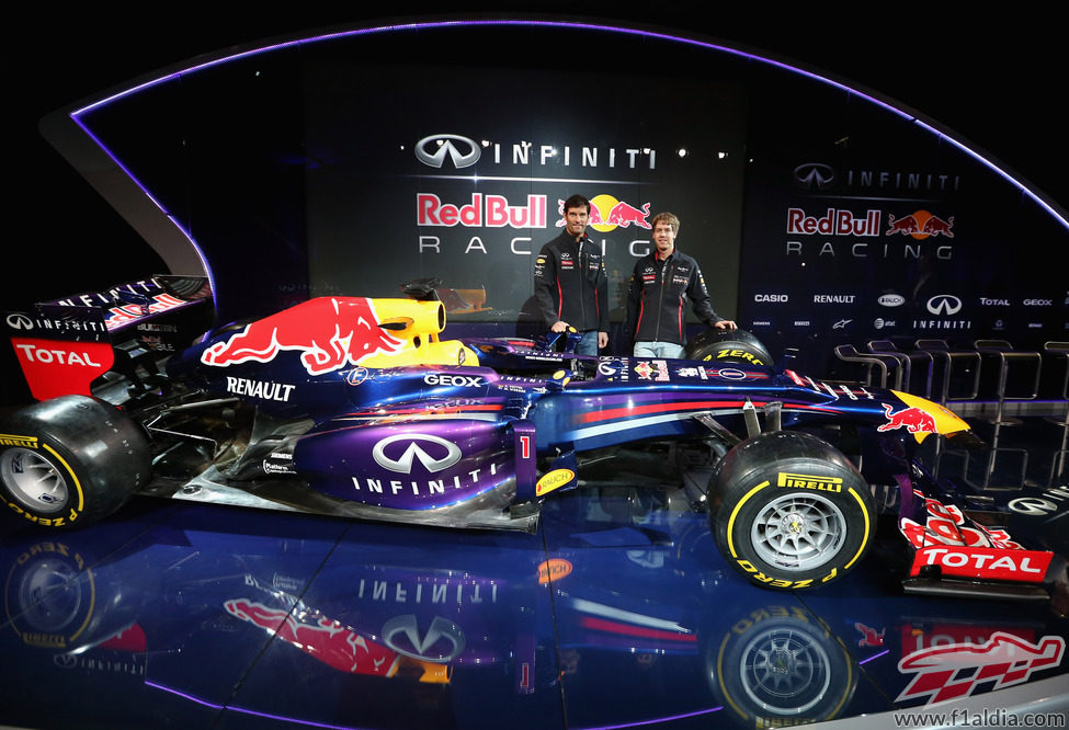 Los pilotos de Red Bull en la presentación del RB9