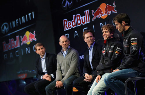 Sebastian Vettel habla en la presentación del RB9
