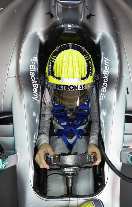 Nico Rosberg en el nuevo Mercedes W04 de 2013