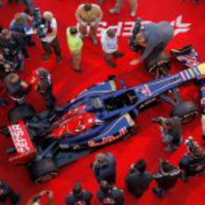 Los medios pudieron ver muy de cerca el nuevo Toro Rosso STR8 de 2013