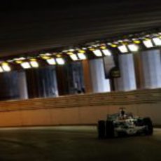 Barrichello en el túnel