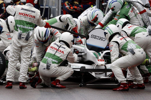 Rubens Barrichello en boxes