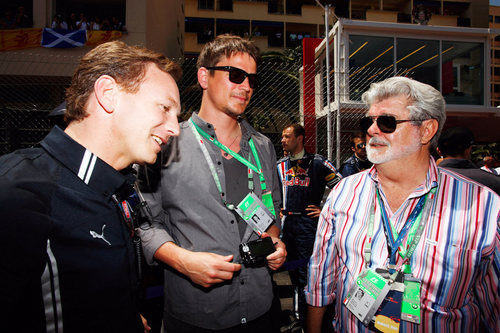 George Luchas, Josh Hartnett y Christian Horner