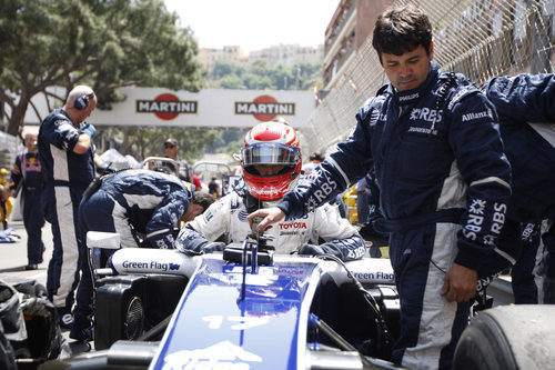 Nakajima en la parrilla de salida