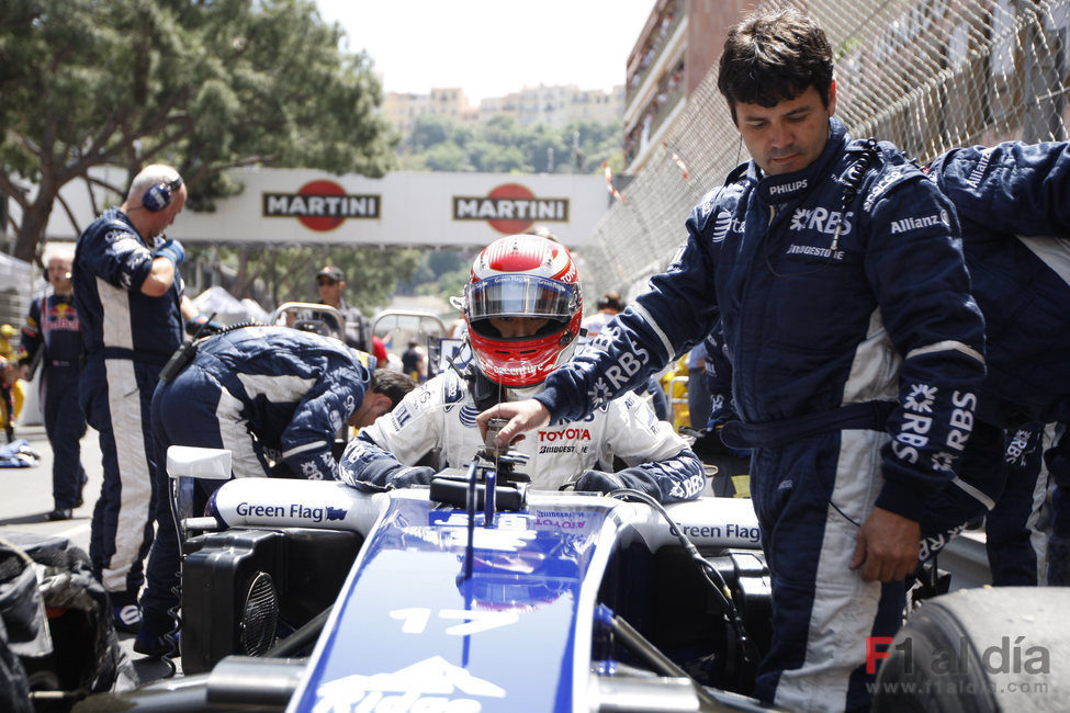 Nakajima en la parrilla de salida