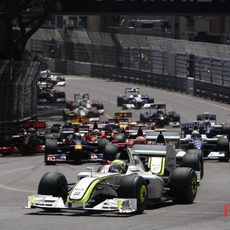 La primera curva de la carrera