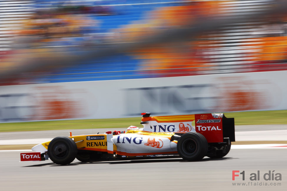 Alonso durante los libres del viernes