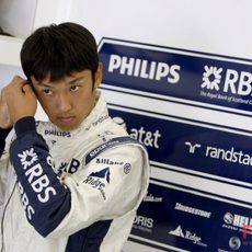 Nakajima se prepara para salir