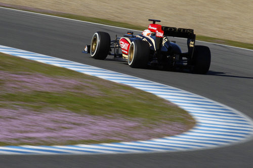 Romain Grosjean vuela en Jerez