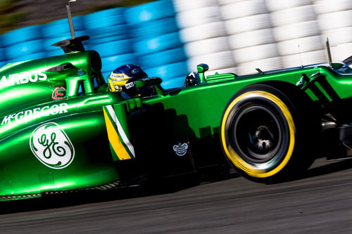 Charles Pic rueda con el Caterham CT03 en Jerez