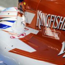 Paul di Resta en el pitlane de Jerez