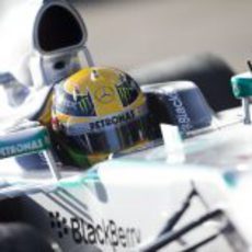 Lewis Hamilton, al volante del nuevo Mercedes W04