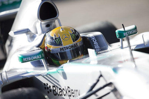 Lewis Hamilton, al volante del nuevo Mercedes W04