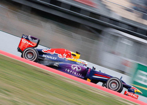 El RB9 rueda en el circuito de Montmeló