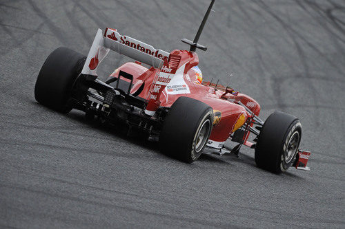 La parte trasera del Ferrari F138