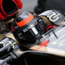 Detalle del casco de Kimi Räikkönen en el E21