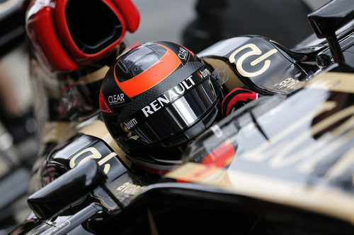 Detalle del casco de Kimi Räikkönen en el E21