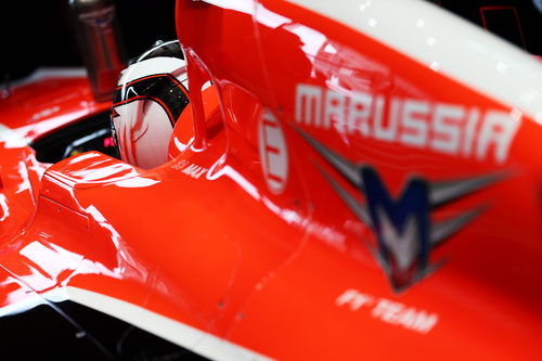 Max Chilton en el box de Marussia