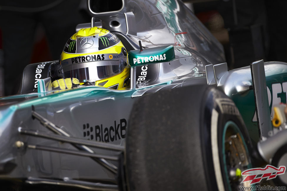 Más rodaje con el Mercedes W04