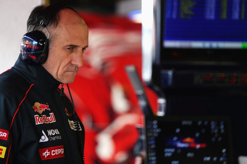 Franz Tost, serio en Barcelona