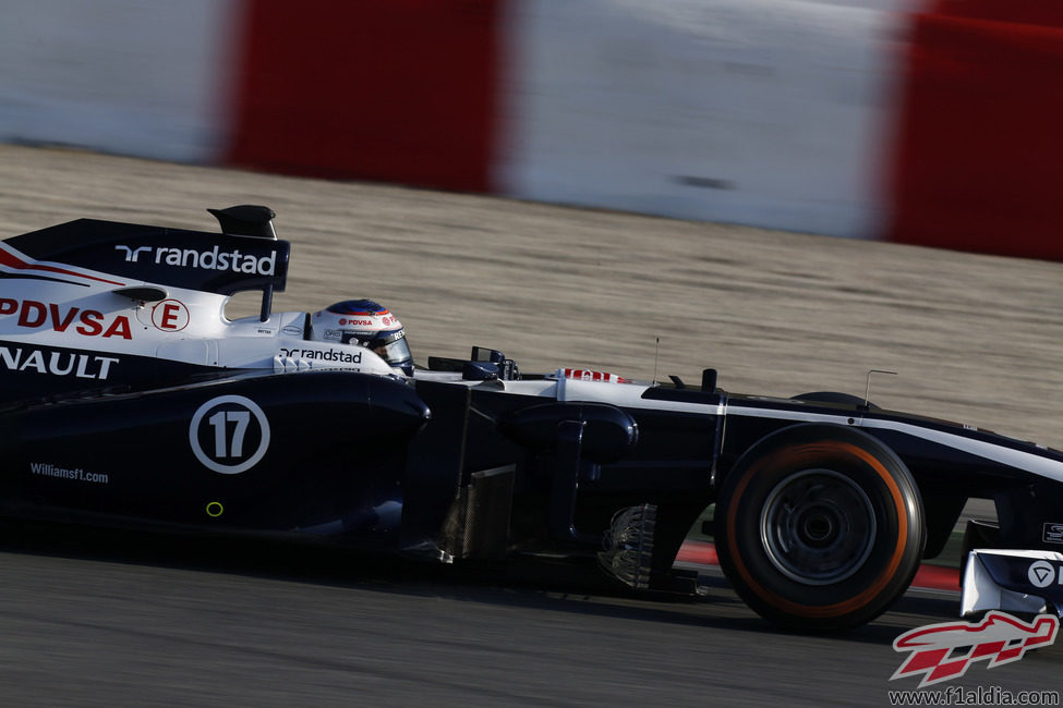 Colores blanquiazules para Bottas y Williams