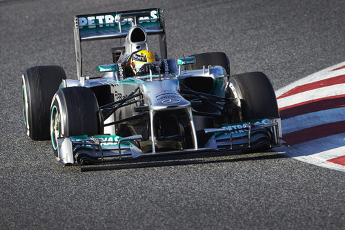 Pretemporada de pruebas para Lewis Hamilton
