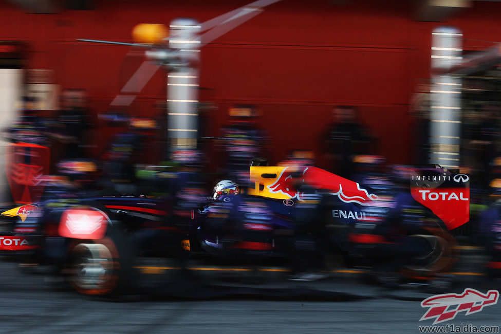 Cambio de neumáticos de Sebastian Vettel