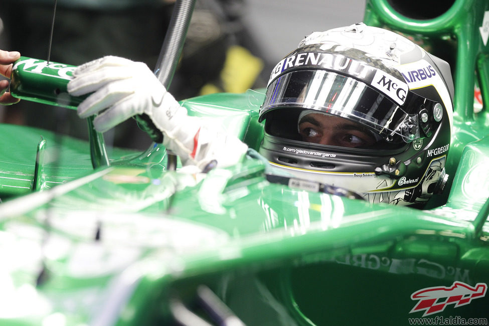 Cockpit de Giedo van der Garde