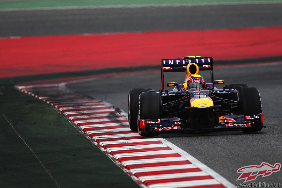 Mark Webber en el tercer sector de Montmeló