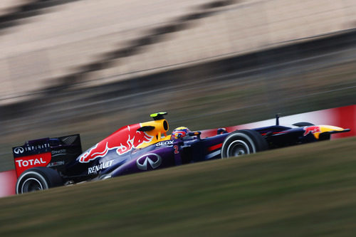 Mark Webber rompe el viento en Barcelona