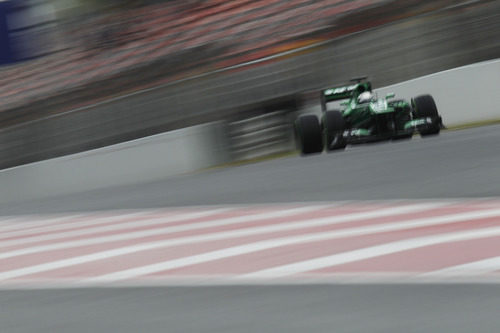 Giedo van der Garde rodando en Barcelona