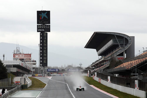 Lluvia en la primera jornada de test en el Circuit de Catalunya